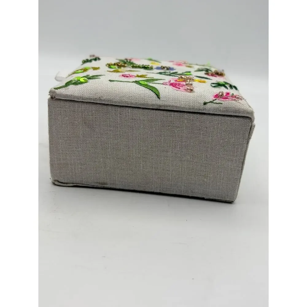 Lilac embellished floral jewelry box. 4x4x2.